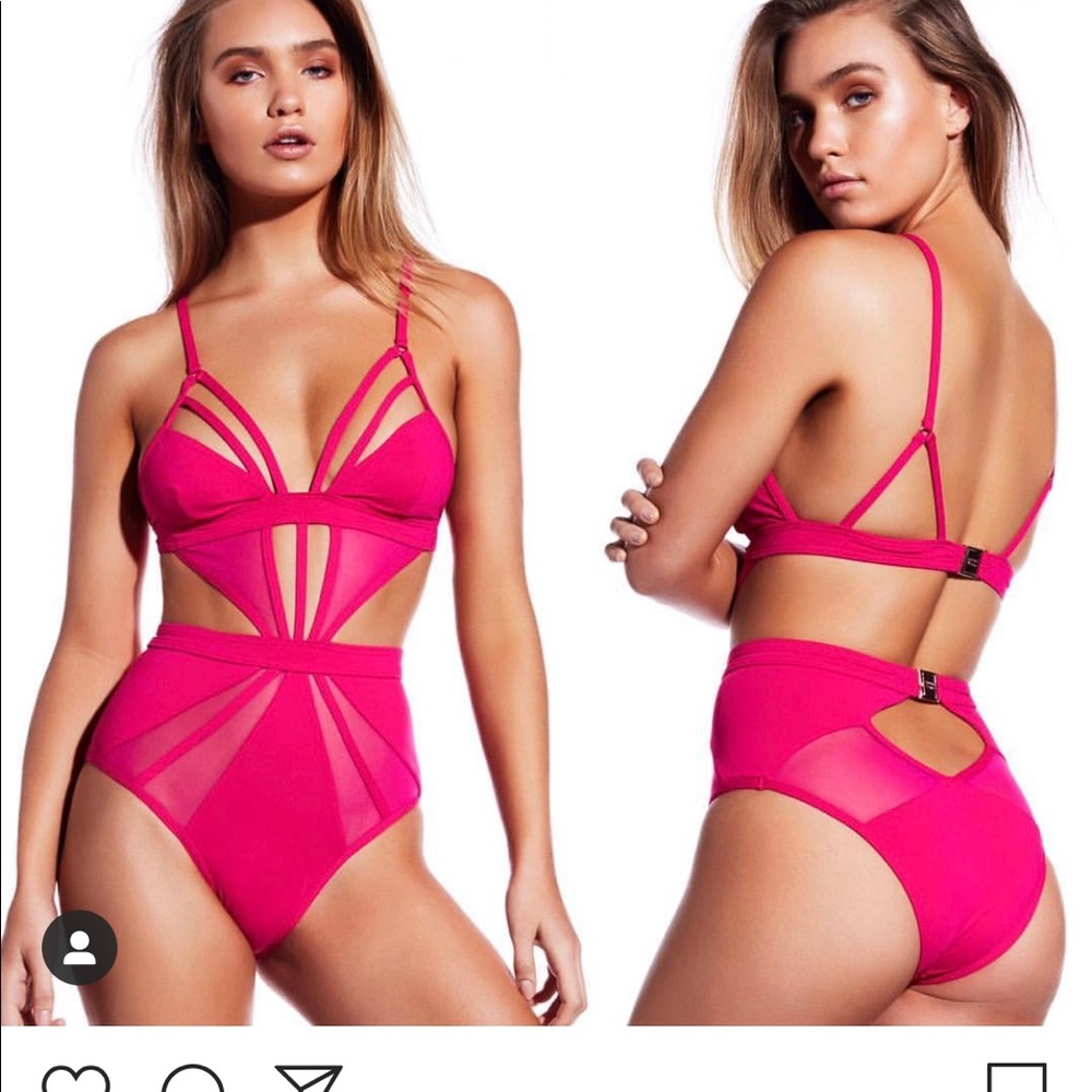 Harper One Piece - Picture 2 of 5